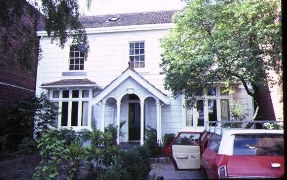 1 456 victoria street nth melb front view