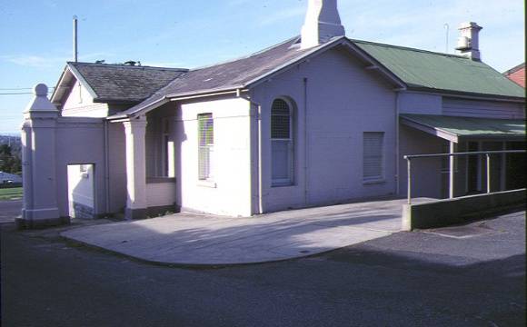 former willsmere hospital kew gatehouse june 1988