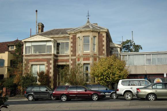 6 Ryrie Street, Geelong