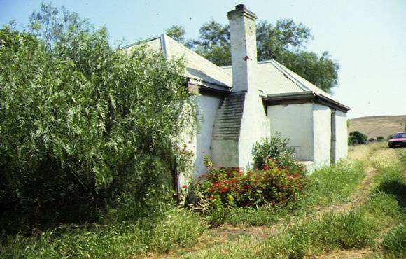 former leaky's residence millers road bacchus marsh side view