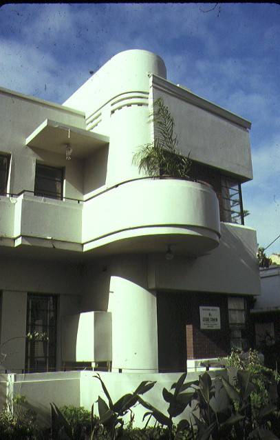 windermere flats broadway elwood detail of central curves
