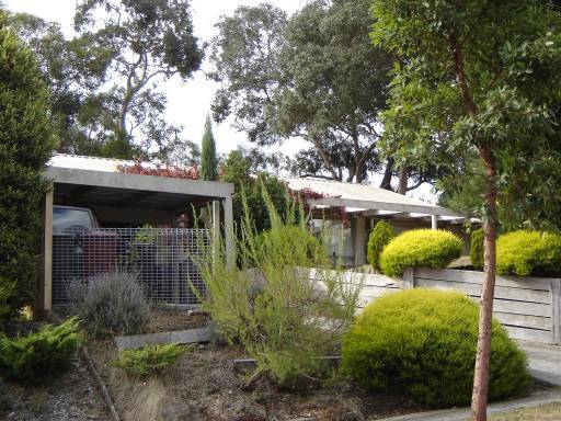 47084 House - 12 Beverley Hills Drive, Templestowe
