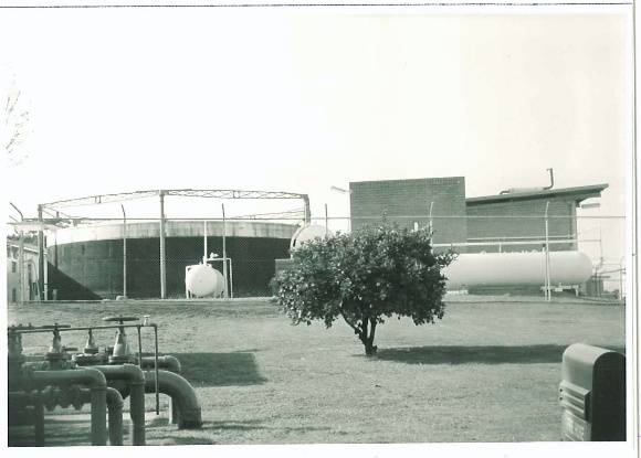 27212 Gas Holder