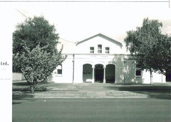 24313 Hamilton Court House