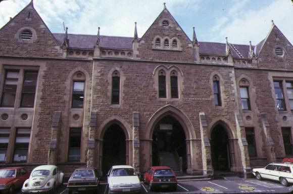 1 old pathology building university of melbourne parkville front entrance may1989