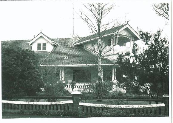 47087 The Bungalow