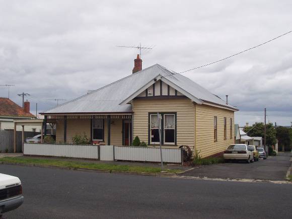 122 Maud Street, Geelong