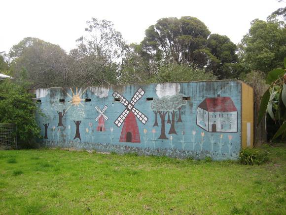 Former Maribyrnong Migrant Hostel  Sept 2008 Dutch Mural
