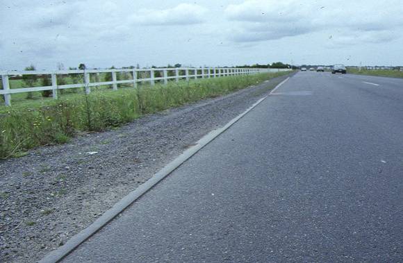 1 market gardeners tram plateway centre dendenong road heatherton front view of road
