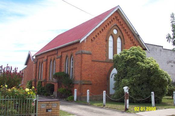 52894 Masonic Lodge  Former Pres Ch Henty St Casterton 066