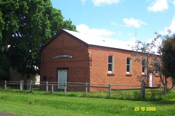 52404 Mechanics Institute Sandford 021