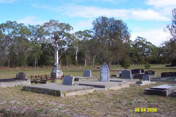53003 Strathdownie cemetery 013