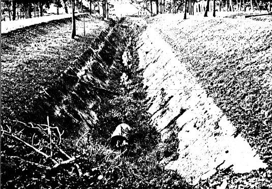 2 - Maroondah Aqueduct Kangaroo Ground Eltham N13 - Shire of Eltham Heritage Study 1992 - Disused Sections of Aqueduct