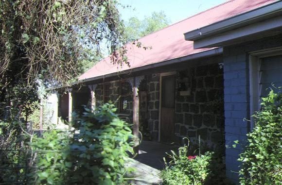 wutchach farm robert street thomastown verandah