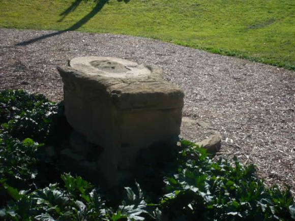 Johnstone Park   Stitt Jenkins Memorial Fountain   3