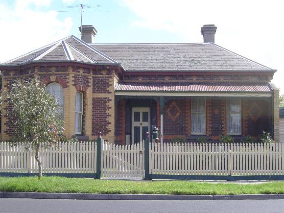 61 Cumberland Rd. Pascoe Vale
