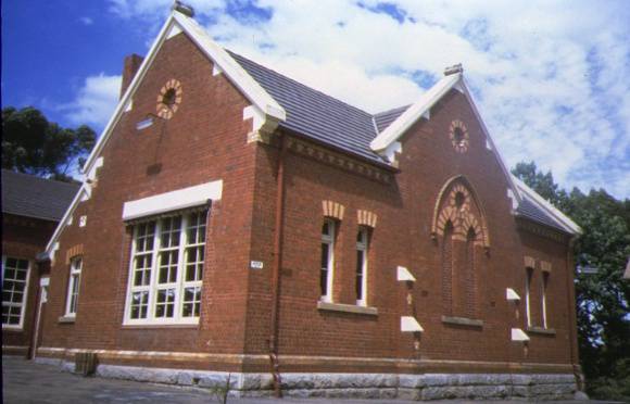 primary school number 1566 side view jan1993