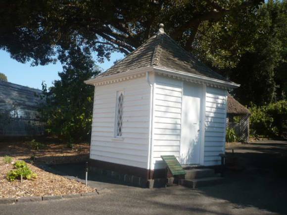 Botanical Garden   First Customs House   1