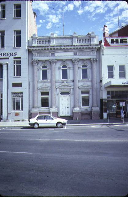 1 former commercial bank of australia bendigo front view
