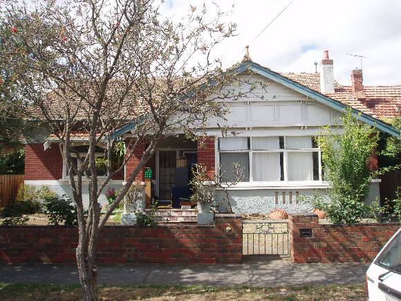 13 Grandview Grove, Drumcondra