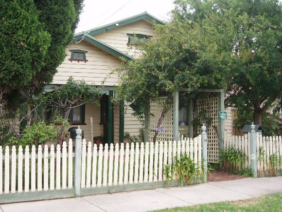 34 Gurr St, Geelong East