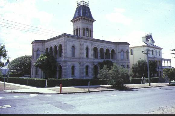 1 lathamstowe gellibrand street queenscliff front view
