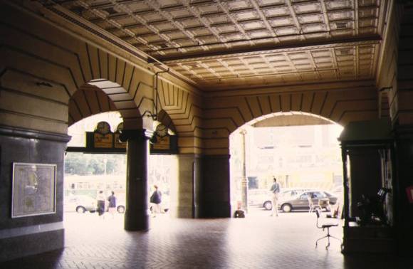 flinders street railway station complex flinders street melbourne entrance foyer