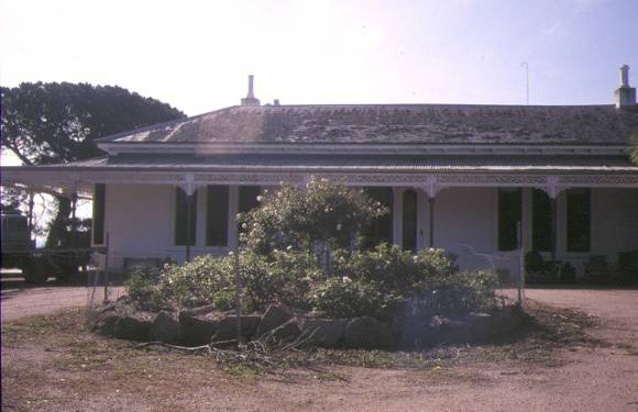 1 mt rothwell homestead little river ripley road little river front elevation apr1995