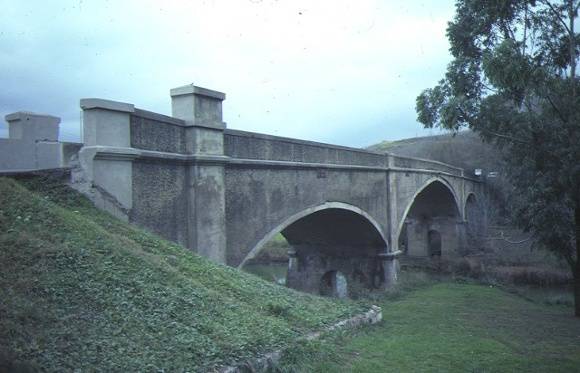 1 bridge over moorabool river fyansford side view jul1984