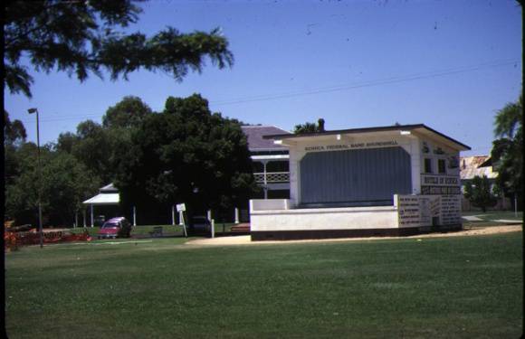hopwood hotel echuca hopwood square