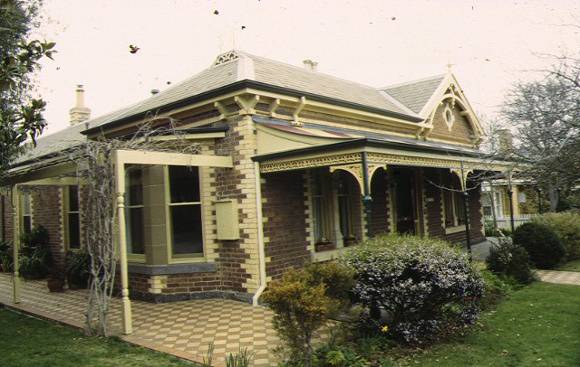 1 eythorne aphrasia street newtown front corner view aug1995