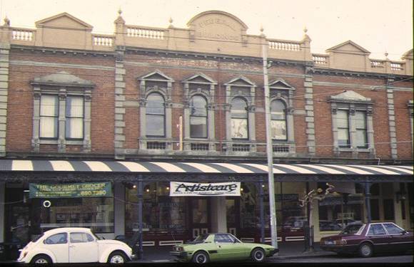 1 park street/emerald hill estate south melbourne 270-286 park street facade detail oct1995