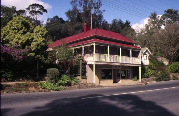 1 former warrandyte wine hall yarra street warrandyte front view