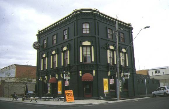 1 golden age hotel geelong front view apr1997