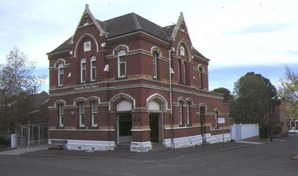 1 parkville post office fitzgibbon street parkville front view
