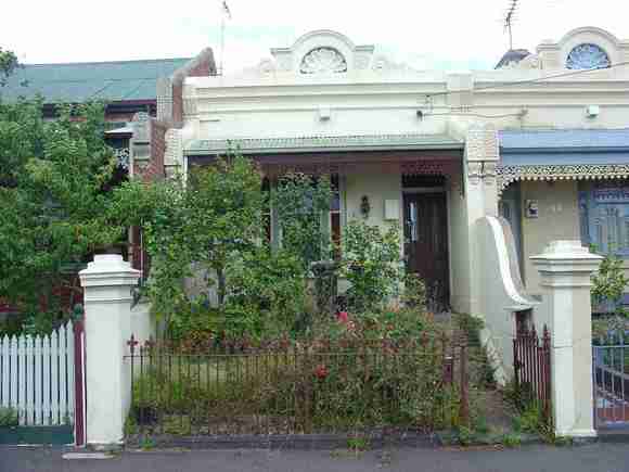 carlton north station street carlton north station street 496