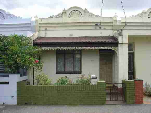 carlton north station street carlton north station street 635