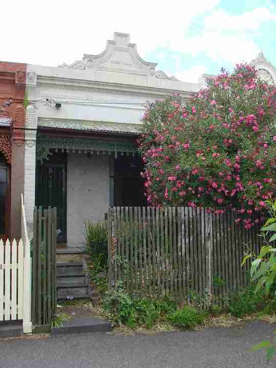 carlton north station street carlton north station street 562