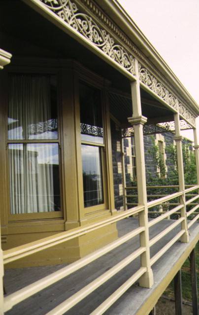 henderson house footscray verandah detail