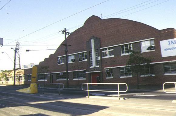 1 former burge bros factory racecourse road flemington front view jun1996