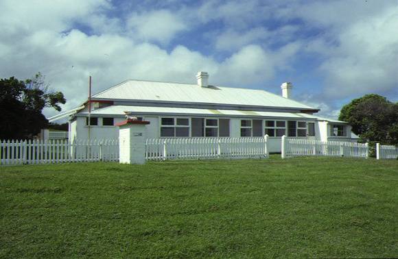 cape otway lightstation front view nov1997