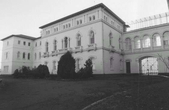 aradale ararat entrance view
