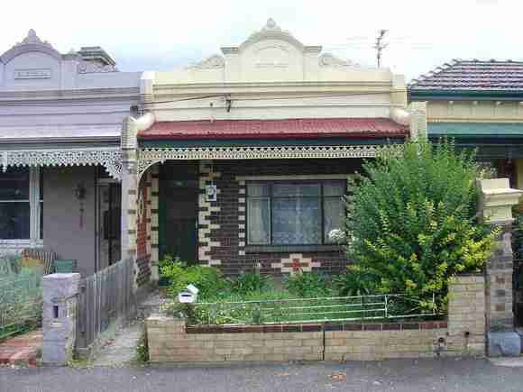carlton north station street carlton north station street 651