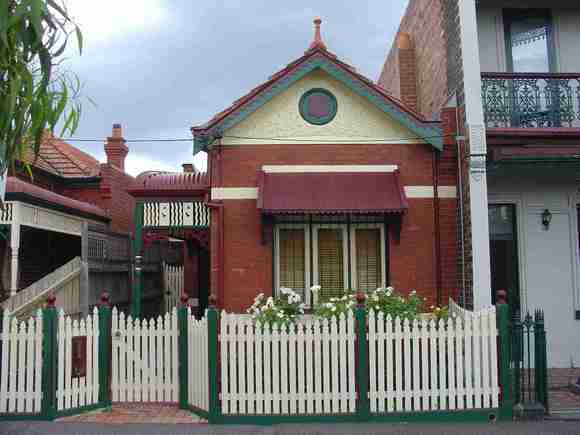 carlton north station street carlton north station street 670