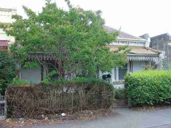 carlton north station street carlton north station street 671