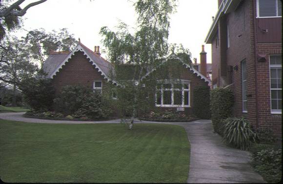 invergowrie hawthorn east elevation