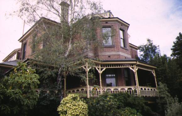 1 the sandhurst club bendigo front view apr1997