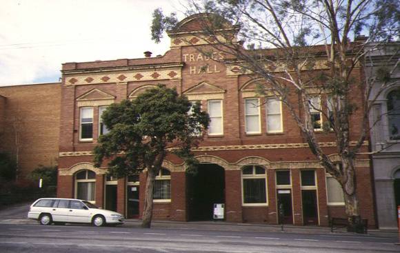 1 bendigo trades hall bendigo front view apr1997