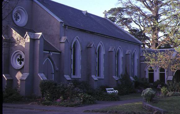 st johns anglican church heidelberg side view