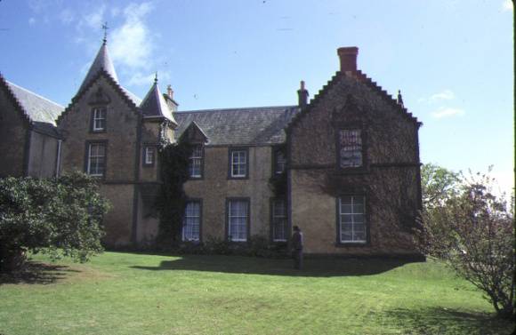 1 overnewton keilor front view